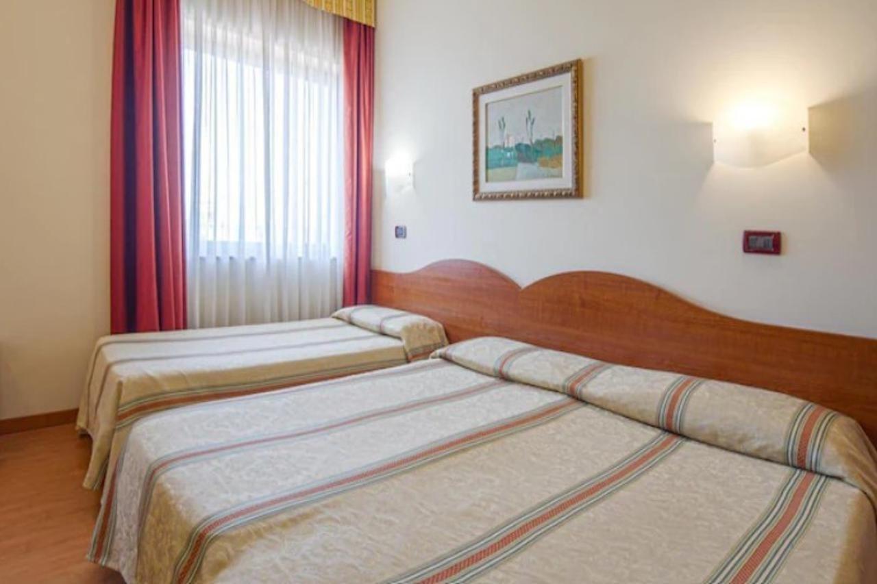 Hotel Centrale Местре Екстер'єр фото