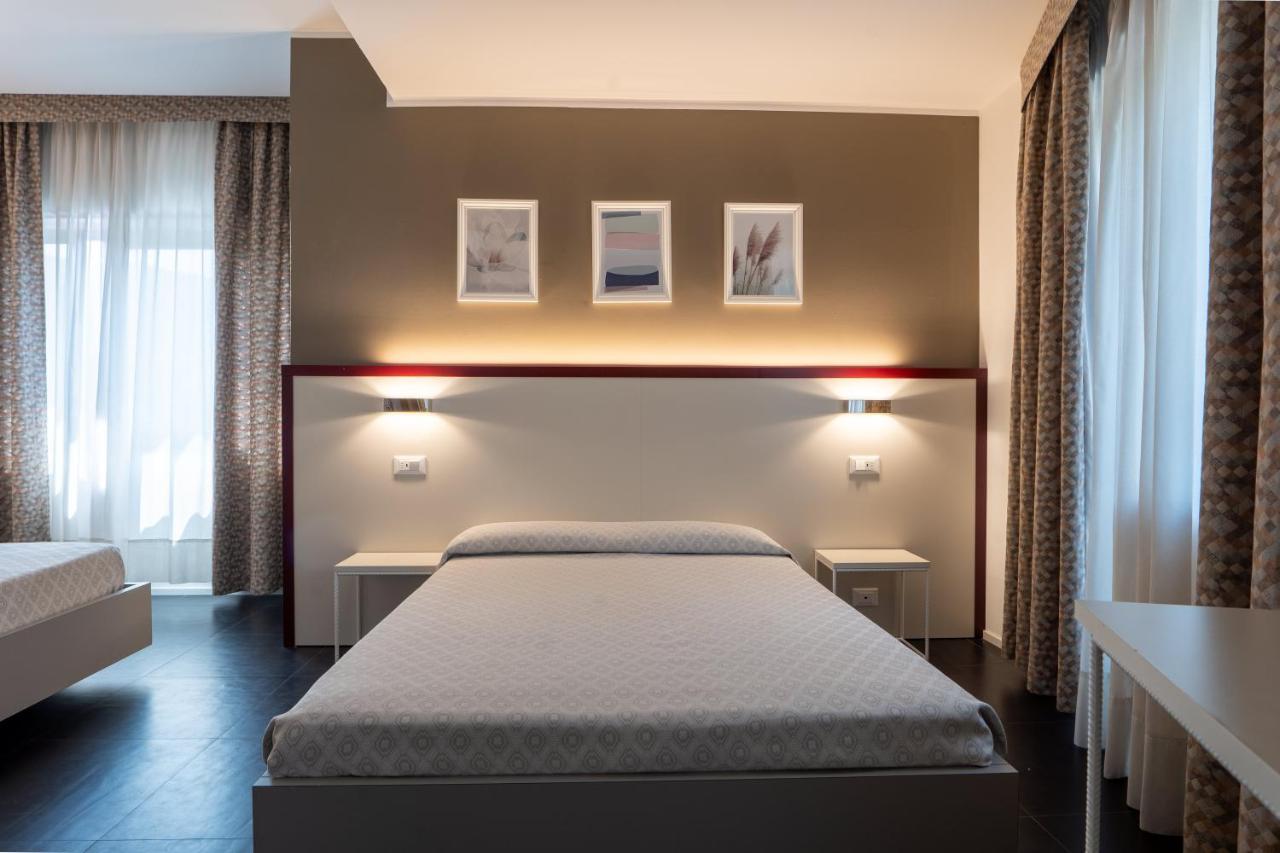 Hotel Centrale Местре Екстер'єр фото