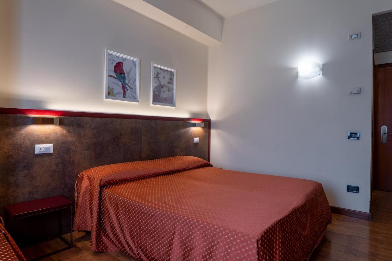 Hotel Centrale Местре Екстер'єр фото